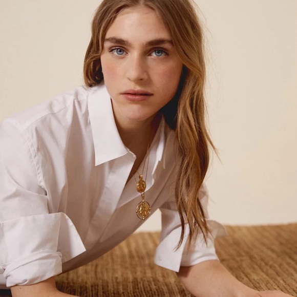 3/$30 🤍 Coin Multi Layer Pendant Necklace - Picture 4 of 4